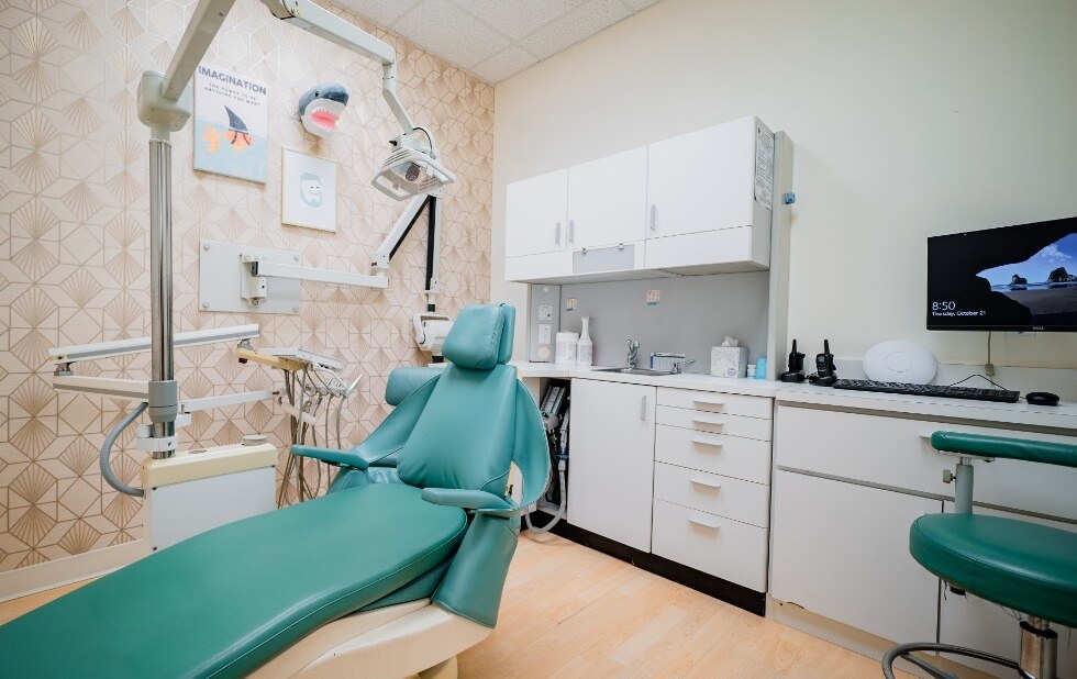 Pediatric dentistry exam room