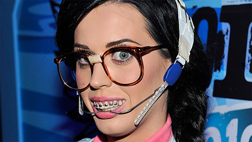 Katy Perry smiling with braces in T.G.I.F